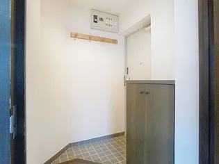 ビルンバオムII【1階】の玄関