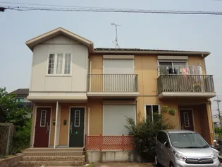 サーティーンV【1階】の外観