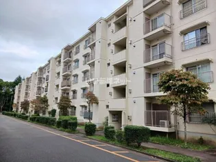 サニーパークハイツ成田2号棟【2階】の外観