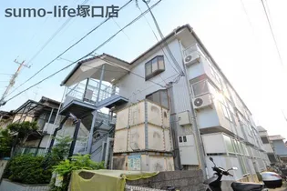 アーク上ノ島【2階】の外観