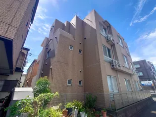 プラダハイツの画像