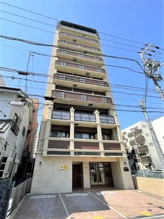 メイプルコート泉【4階】の外観