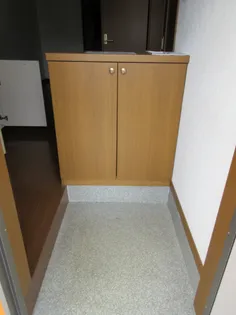 リリーオブザヴァレー【2階】の玄関