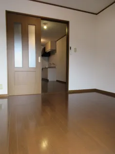 リリーオブザヴァレー【2階】の居間