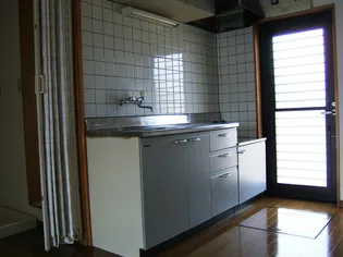 メゾンドノエルIのキッチン