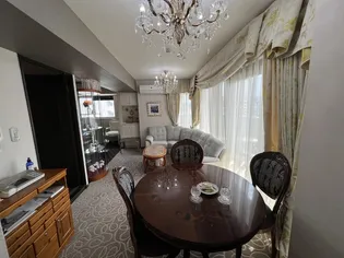 高崎鞘町シティハウス【9階】の居間