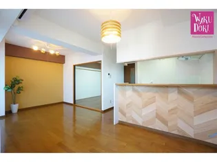 ティアラ神立の画像