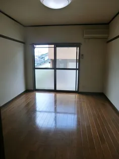 グレイス玉川学園I【1階】の居間