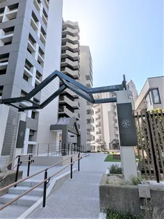 UR白鳥パークハイツ日比野東【8階】の外観