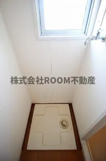 リ・バースコート宮丸【4階】の内装