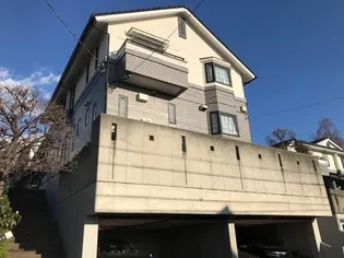 神奈川県横浜市青葉区新石川4【一戸建】の外観