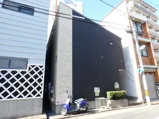 ルークス名古屋の外観