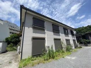 ニューハイツ仲石【1階】の外観