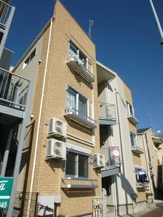 クローバーハウスの画像