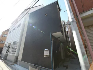 ルークス名古屋の外観