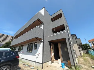 アルカンシエルC【1階】の外観