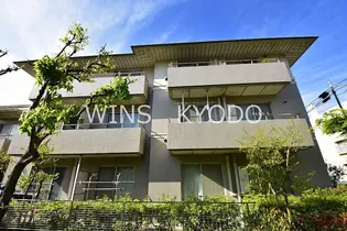 東京都世田谷区宮坂1【マンション】の外観