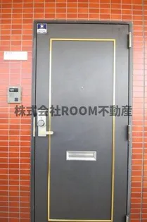 Petite grange【2階】の玄関