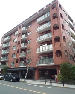 マノー乃木坂【6階】の外観