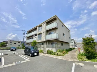 アントゥール A棟【3階】の外観