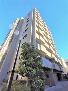 ルーブル北新宿【2階】の外観