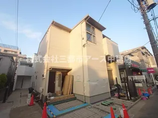 ローズ コート【2階】の外観