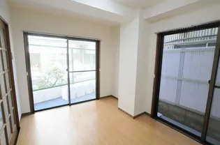 サンハイム【1階】の外観