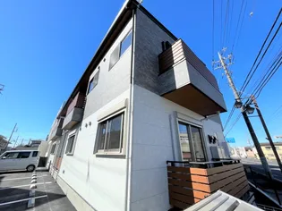 レーガベーネ袴塚【1階】の外観