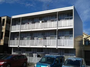 レオパレスカメリア【3階】の外観