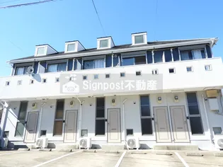 カロンHAYAMAの外観