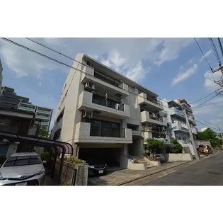 ルミエール春丘【3階】の外観