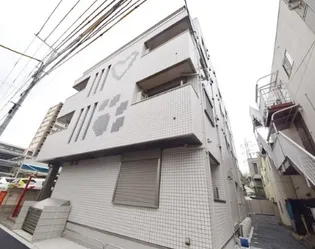 ラブ キャット【1階】の外観