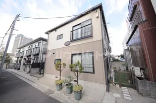 セシルコートの画像