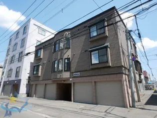 ラ ジュネスの画像