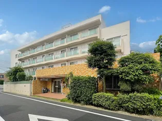 カーサフェミナリア女子学生会館【1階】の外観