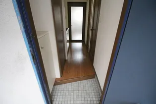 レディスコスモ【2階】の玄関