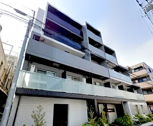 東京都新宿区西落合1【マンション】の外観