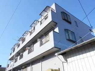 ベルシャトウ西浦和【1階】の外観