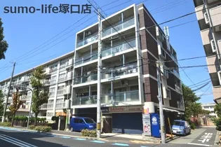 サンフォレスト塚口【3階】の外観