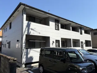 メゾンエスポワール成田町【1階】の外観