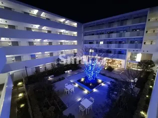 東京都中野区中野5【マンション】の外観