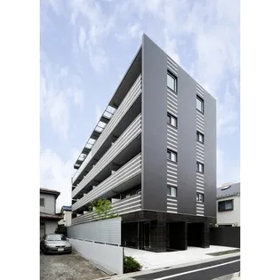 ロアール三軒茶屋【2階】の外観