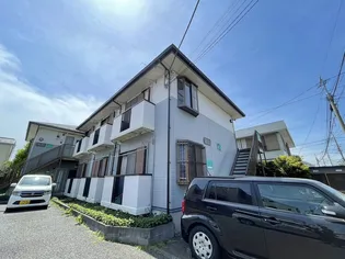 ベラ・カ-サ泉A【1階】の外観