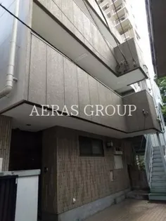 アグリアス【3階】の外観