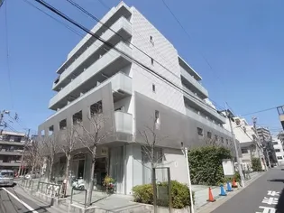 カスタリア中目黒【4階】の外観