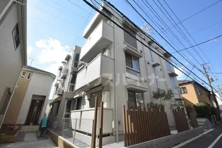 アリエス【2階】の外観