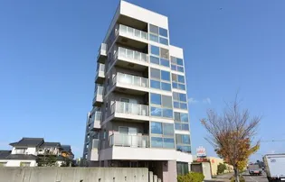 キャトルセゾン【3階】の外観