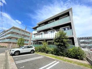 シャーメゾン駒場の画像