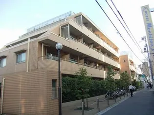 グレイスコート新宿【1階】の外観