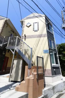 ユナイト衣笠ジョルジェット【1階】の外観